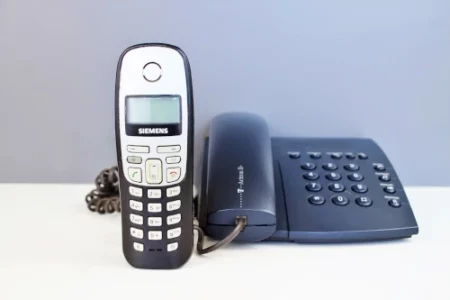Vergleichsrechner für Internet, Telefon und TV Entertainment Verträge